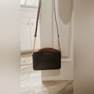 Michael Kors Crossbody Bag